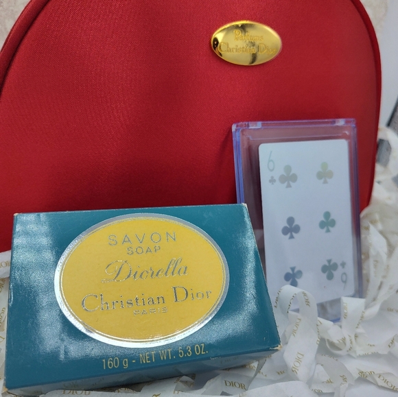 Vintage Red Dior Gift Set Vanity Makeup Bag Diorella Soap Limited Edition Card - Picture 1 of 13